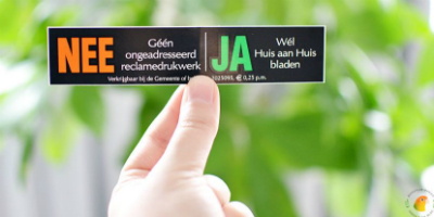 nee/ja sticker