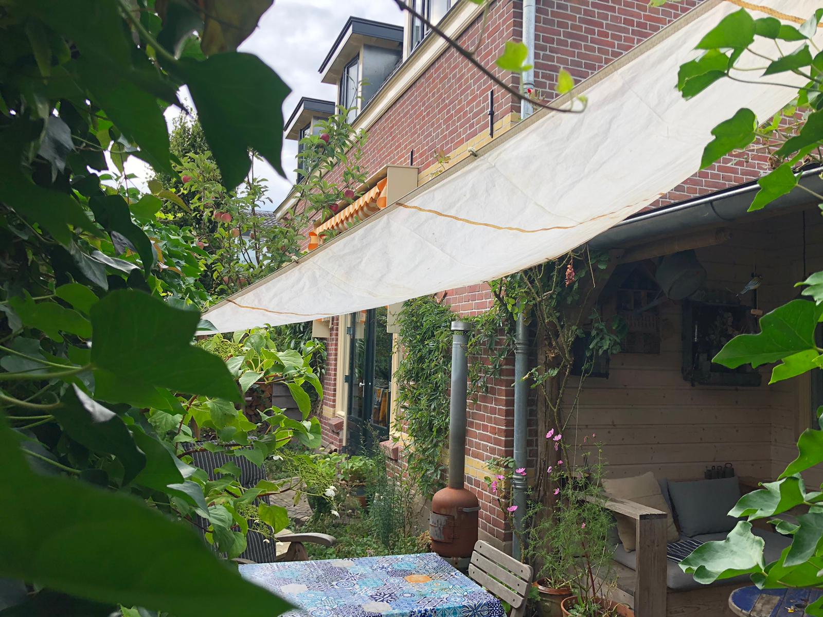 schaduwdoek in tuin